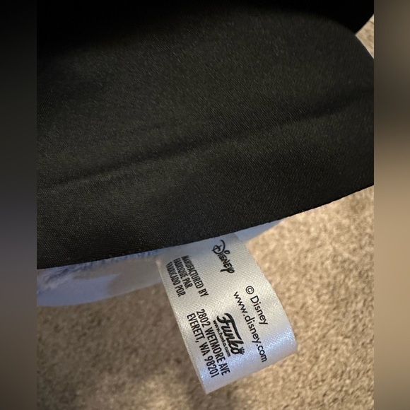 Funko Disney - Stitch Vampire Plush - Picture 8 of 8